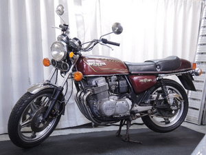 12CB750F2.JPG